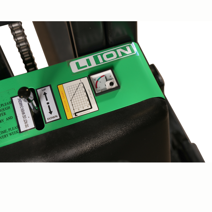 SSE15 Semi-Electric Stacker – 1500kg Capacity | 3m Lift Height Sumachay