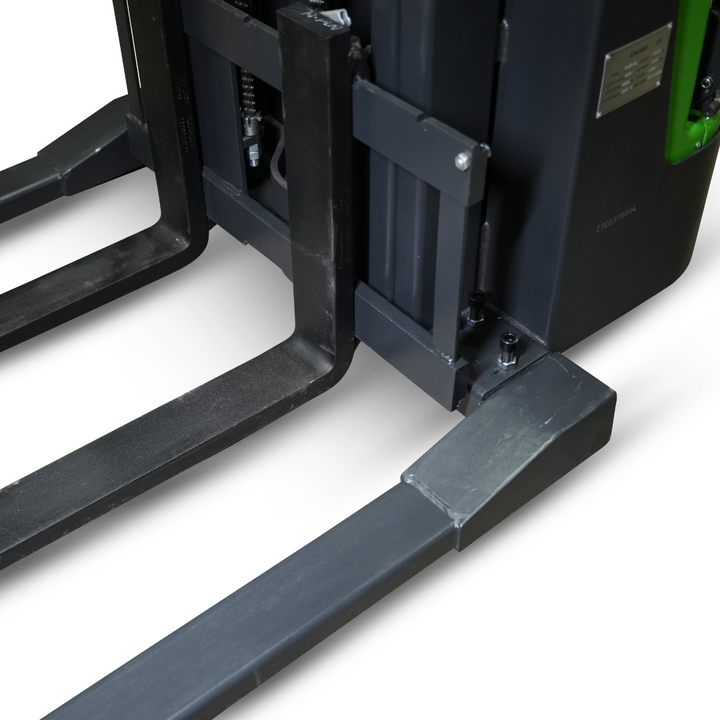 SST15 Electric Pallet Stacker - 1500kg Capacity, 3.5m Lifting Height Sumachay Lifts